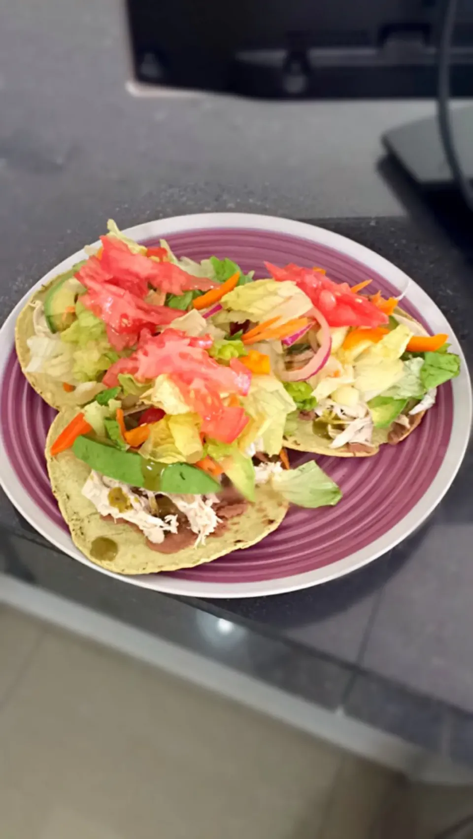 Chicken tostada. A great dish that includes all the food groups. Try to incorporate vegetables to your meals.|Josseline Mirandaさん