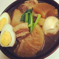 Snapdishの料理写真:大根と豚肉の煮物|そふぃあさん