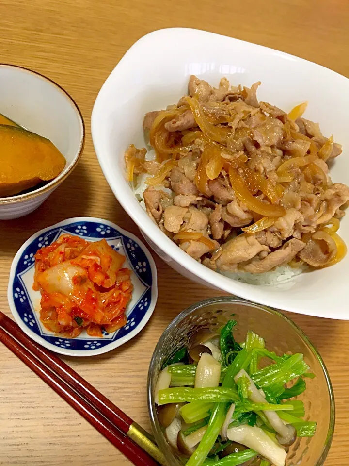 今日の夜ごはん🌙豚丼セット⭐️|acoyaさん