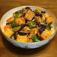 ナスと厚揚げの照り焼き〜ピーマン、人参、しめじ入り〜💕