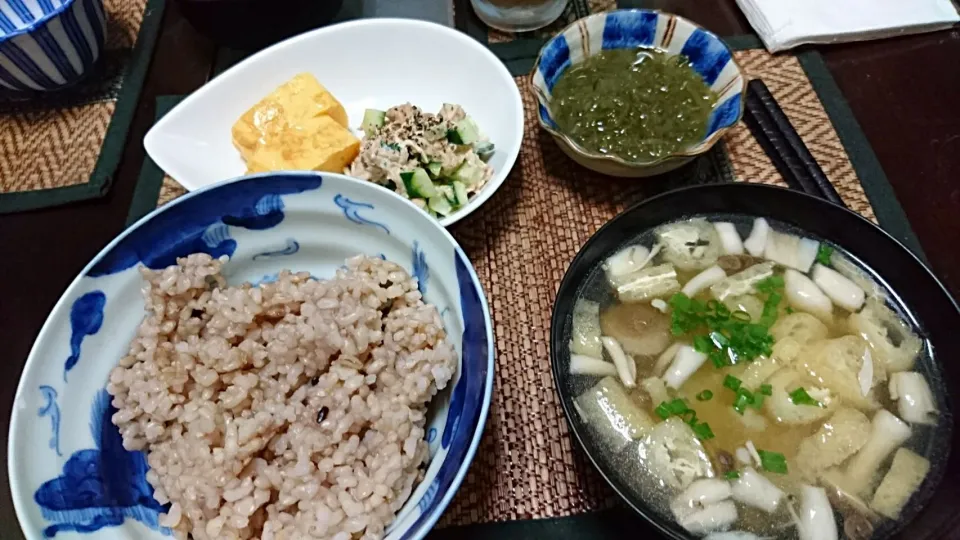 玉子焼きときゅうりツナ&めかぶ&舞茸の味噌汁|まぐろさん