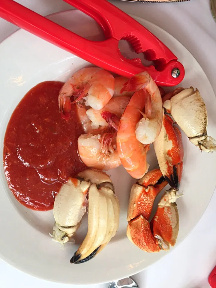 Stone Crabs and Shrimp|Maria Schlossbergさん