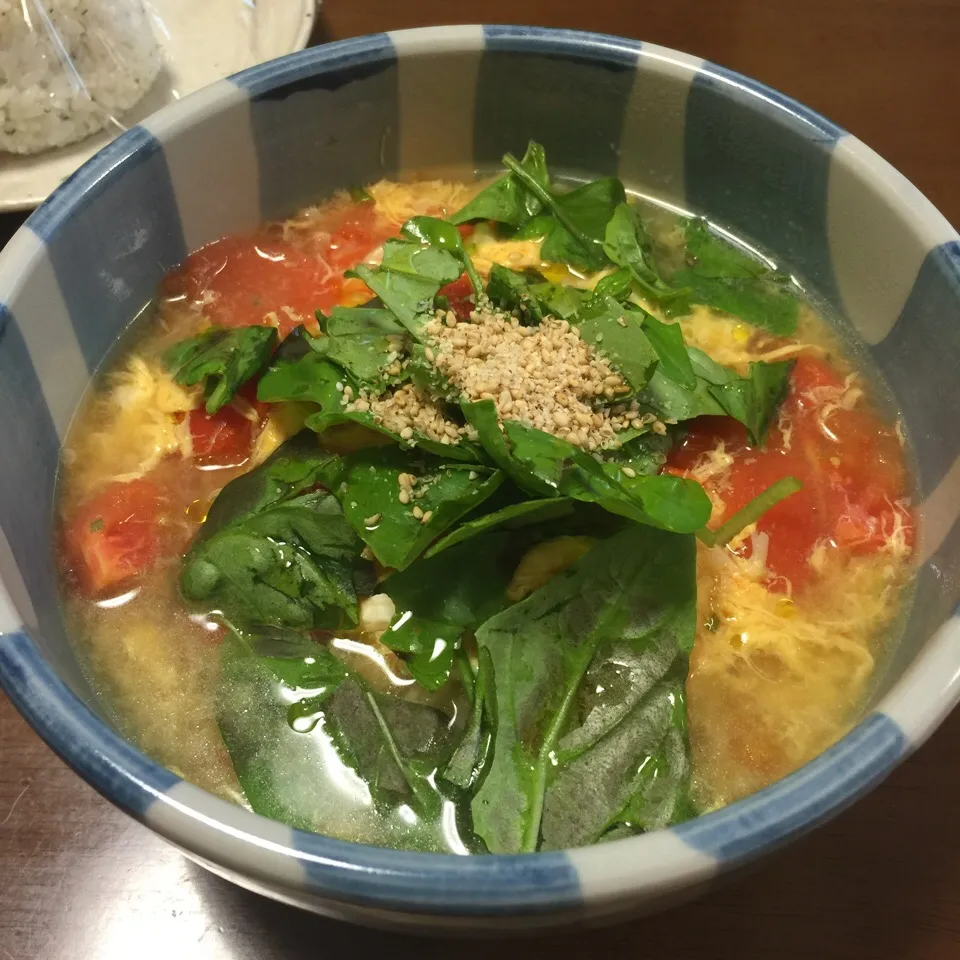 サッポロ一番塩ラーメン バジル トマト|愛ペガさん