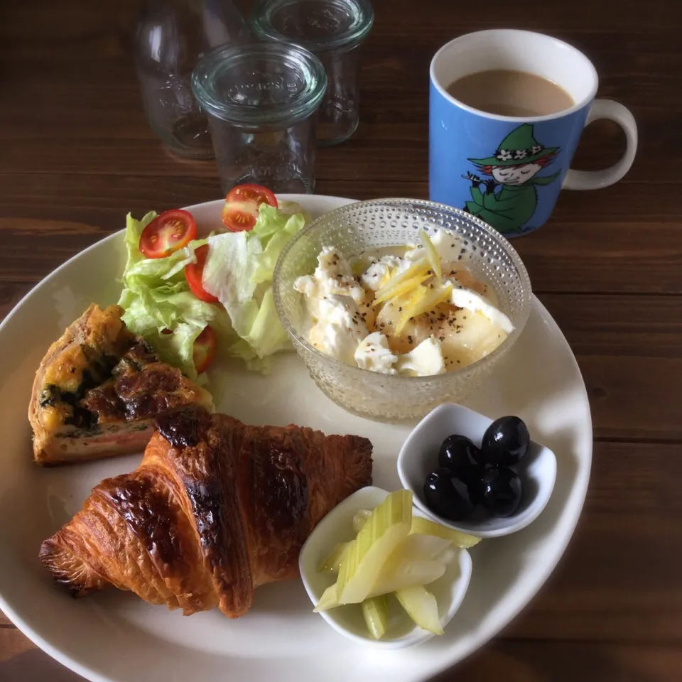 今日の朝ごはん|ぺんぎんさん