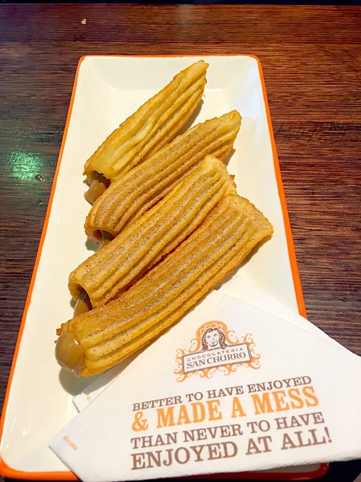 Spanish Caramel filled Churros|luさん