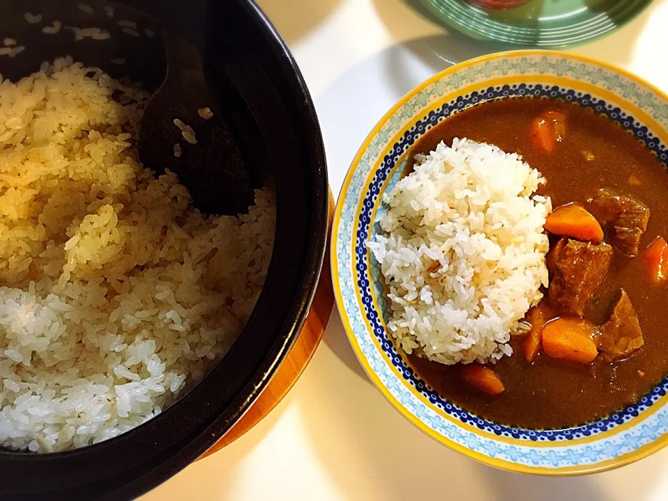 土鍋で炊いた大麦フレークご飯とビーフカレー|nokorinさん