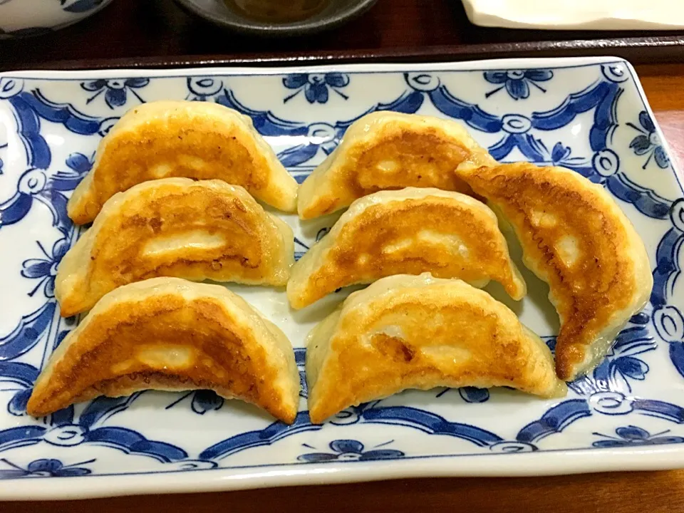 中央町の味味『焼き餃子』|コージ💫さん