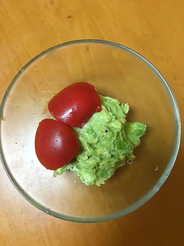 Snapdishの料理写真:大麦フレークとアボカドのサラダ|ぽたーさん