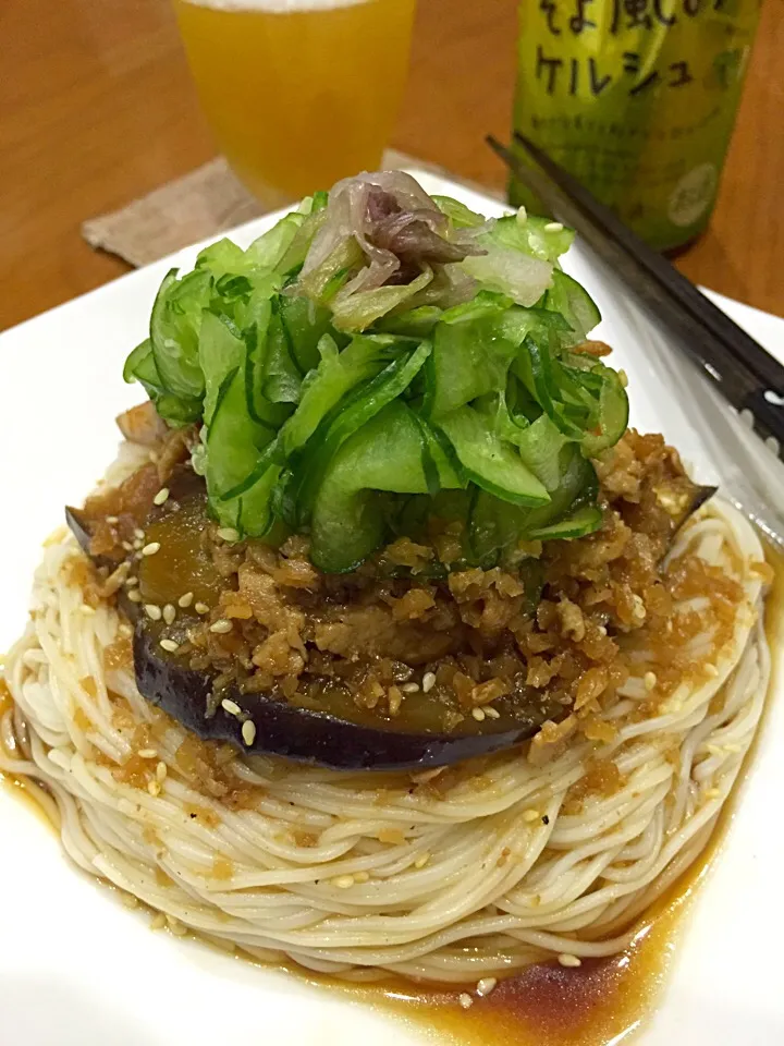 Snapdishの料理写真:豚肉と茄子煮浸しそうめん～🐖🍆 豚肉見えんやーんっ！(笑)|みほままこさん