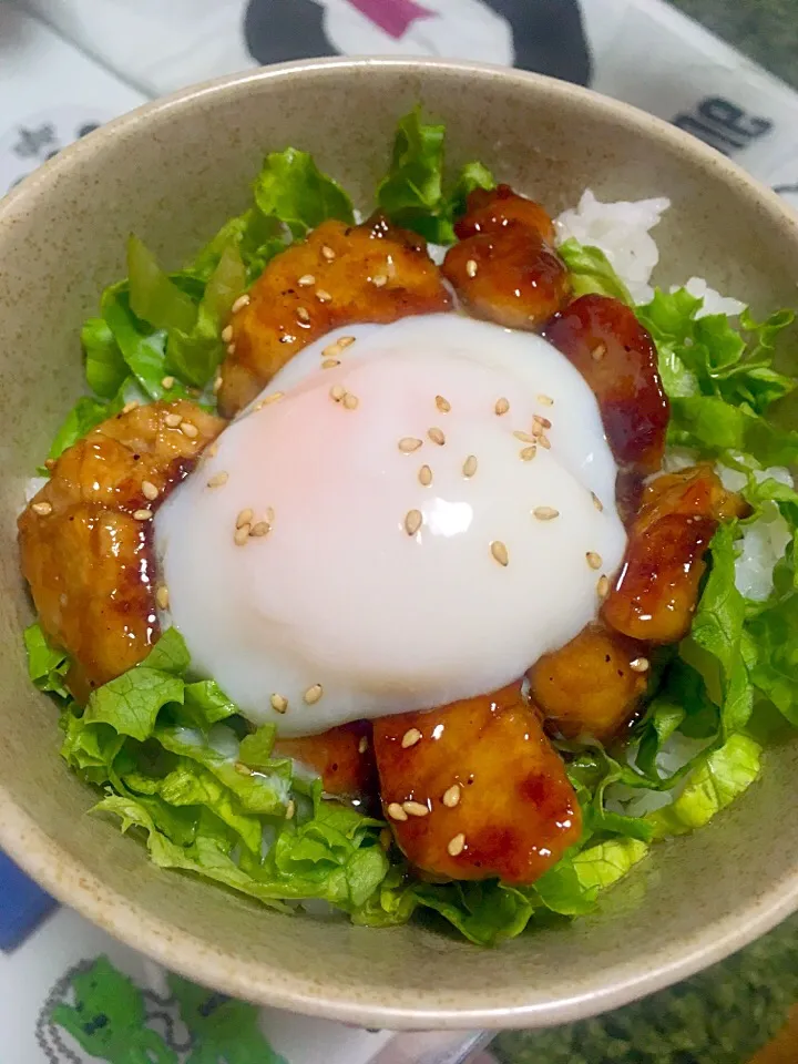 照り焼きチキン丼〜温玉のせ|AyuChさん