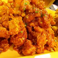 노랑통닭 반반
 #Chicken #fried|Minha Candice Yooさん