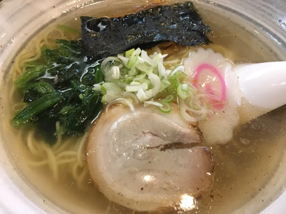 お初。
都立大 汐屋 だい稀の塩ラーメンを。
スープが美味い。|sniper66さん