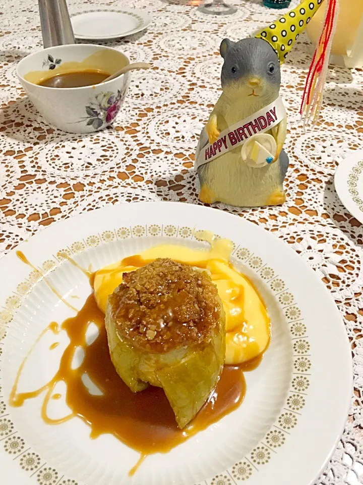 Baked apple, with Anzac Biscuits, custard and caramel sauce|luさん