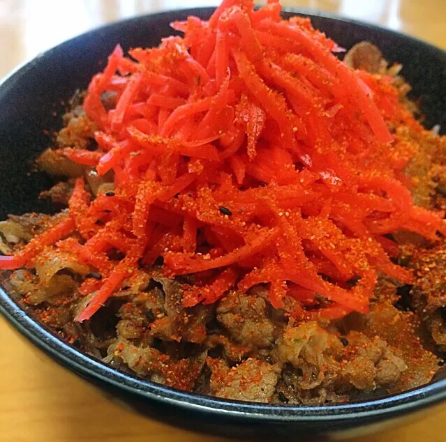 大好物の紅丼‼︎牛丼♪|ガク魁‼︎男飯さん