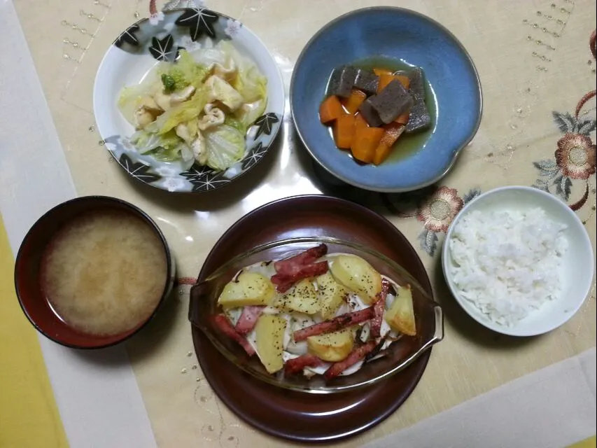 晩ご飯　
厚切りハムはカリカリに　野菜中心に|korinoさん