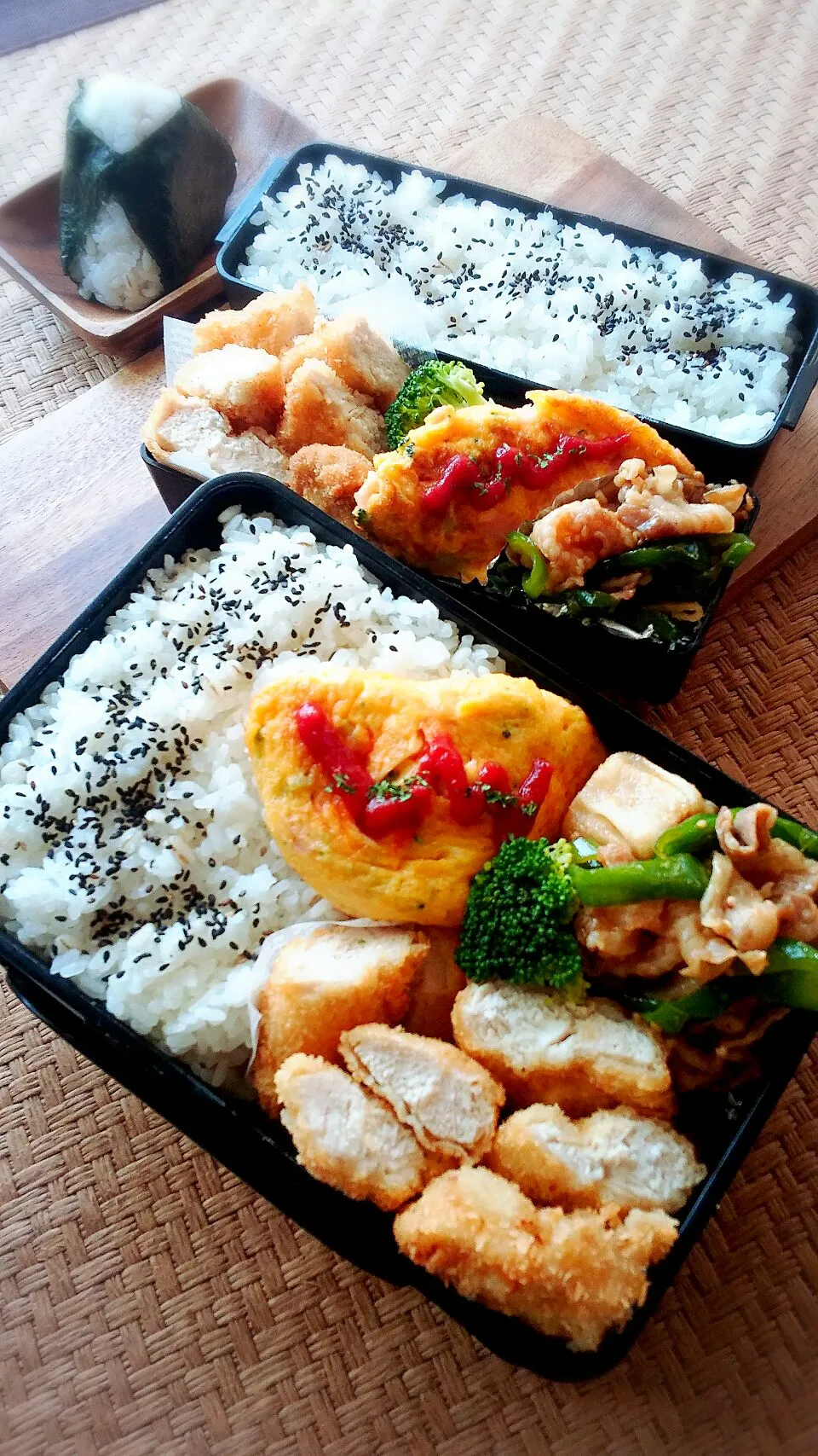 Snapdishの料理写真:❶❷の。ササミフライ オムレツ とか弁当|いよこ🍻さん