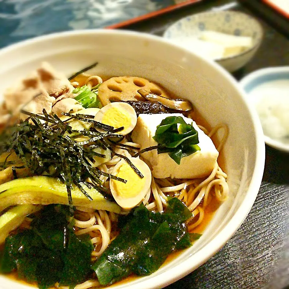 Snapdishの料理写真:ローズポークとあげ茄子のぶっかけ蕎麦～v(^o^)＠五楽亭|たかたかさん