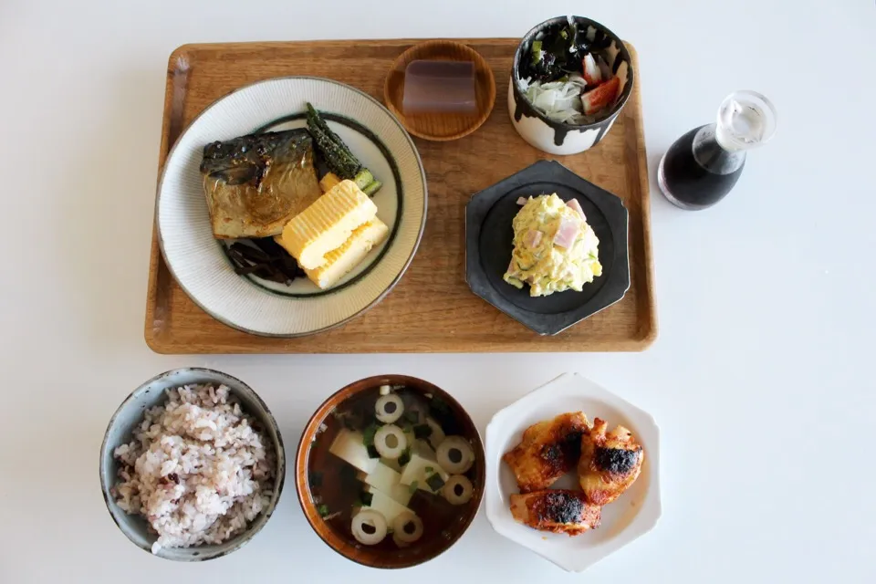 Snapdishの料理写真:今日の昼ごはん
焼き鯖です|もも太郎さん