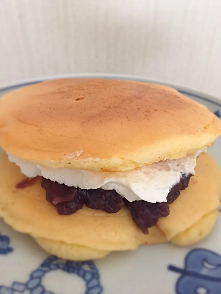 ホットケーキミックスで、粒あん&ホイップクリームどら焼きを作りました(^^)♪|ギムレットさん