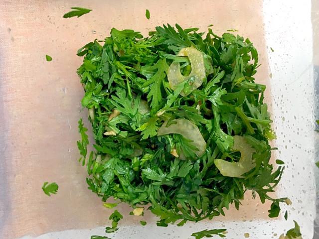 一度は試したい セロリと春菊で作る料理 レシピ25選 Snapdish スナップディッシュ