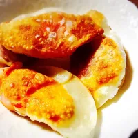 ミニトマトのイタリアン餃子❣️|えりえりさん