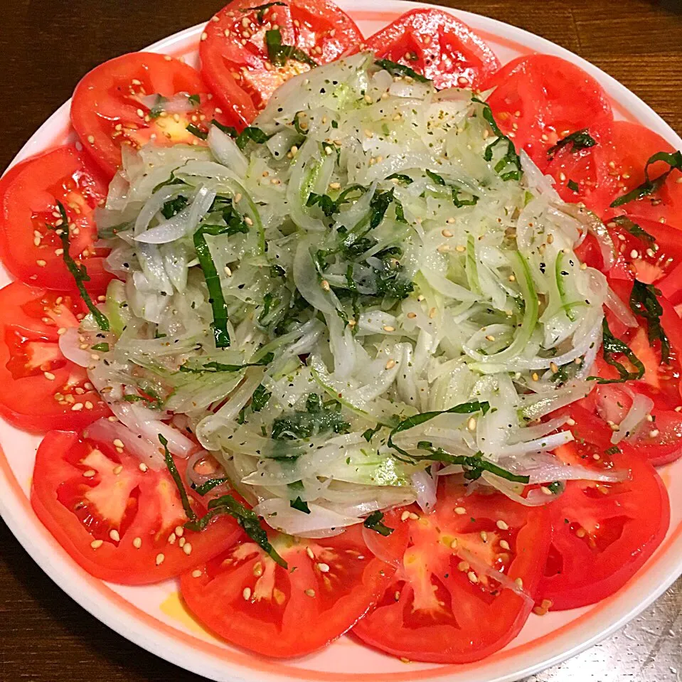 まるまさんの料理 かんたん酢で 玉ねぎのマリネとトマトのサラダ|ゆうみん（4人の母ちゃん）さん