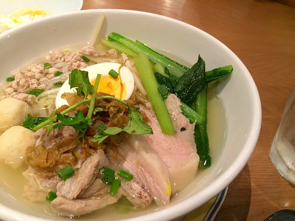 #タイ屋台麺
#あっさり鳥そば
#外食
#東急プラザ銀座|おゆさん