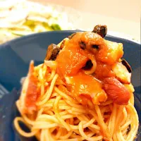 Snapdishの料理写真:暑さ吹き飛ばす！夏パスタ

 #たこ #半夏生 #トマト #トマトケチャップ #HATIBEE #八代 #オリーブ #イタリアン #パスタ #熊本|tomoeさん