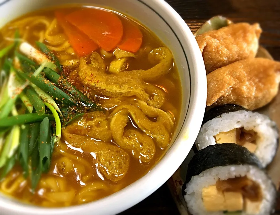 Snapdishの料理写真:昼、やっと食べた
「マルちゃん正麺カレーうどん」|muutさん