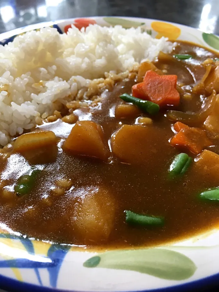 週替りランチ 大麦入りカレーライス|ダンディ☆和田さん