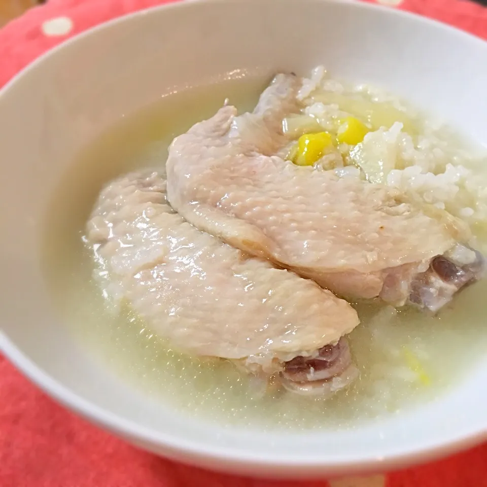 炊飯器de参鶏湯|にゃろめさん