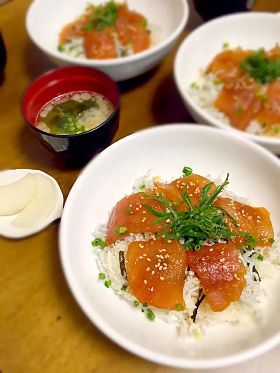 まぐろしらす丼|パパパ♪さん