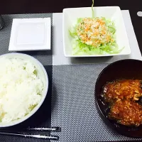 Snapdishの料理写真:ピーマンの肉詰めとコールスロー☆|チャンエナさん