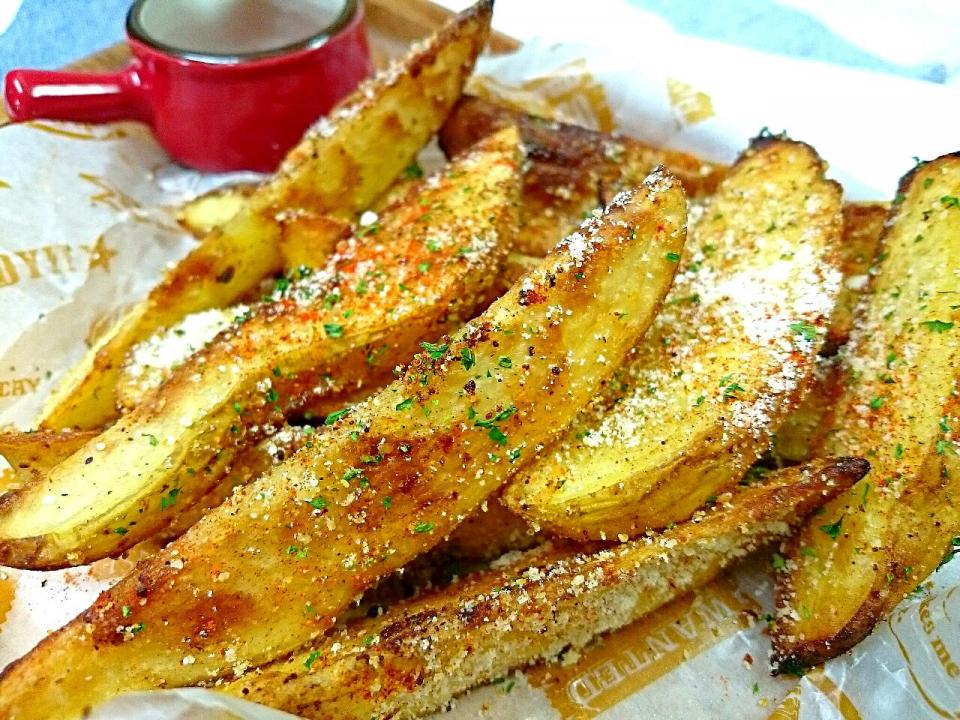 揚げずに焼いてちょっぴりヘルシーにパルメザンチーズ ガーリック風味のベイクドポテト Sakurako Snapdish スナップディッシュ Id 0fuzoa