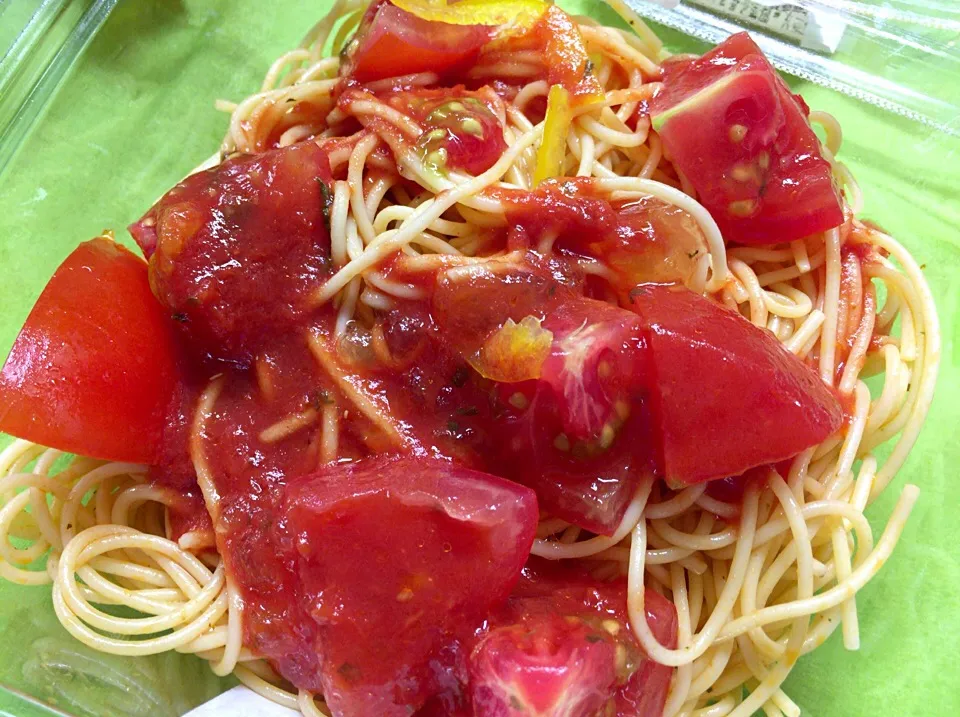 まるごと1個分高リコピントマト 冷たいパスタ🍝|Kojiさん