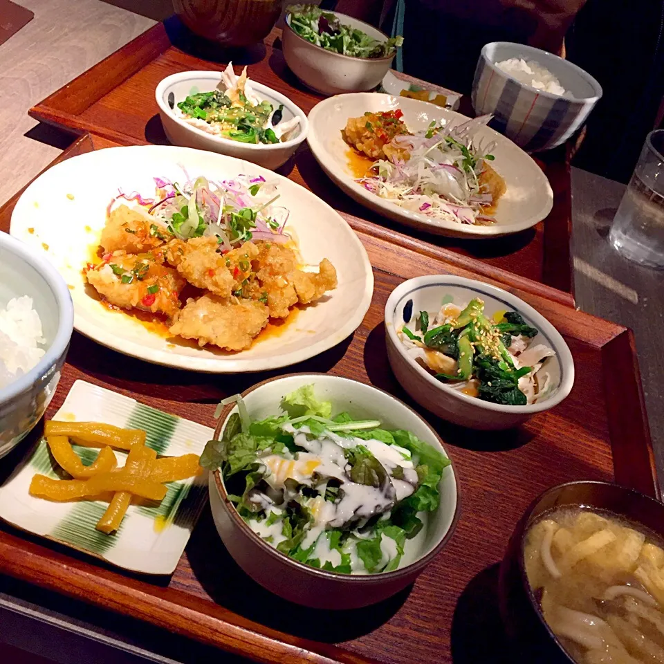 渋谷アタリカフェ カスタム定食|かさん