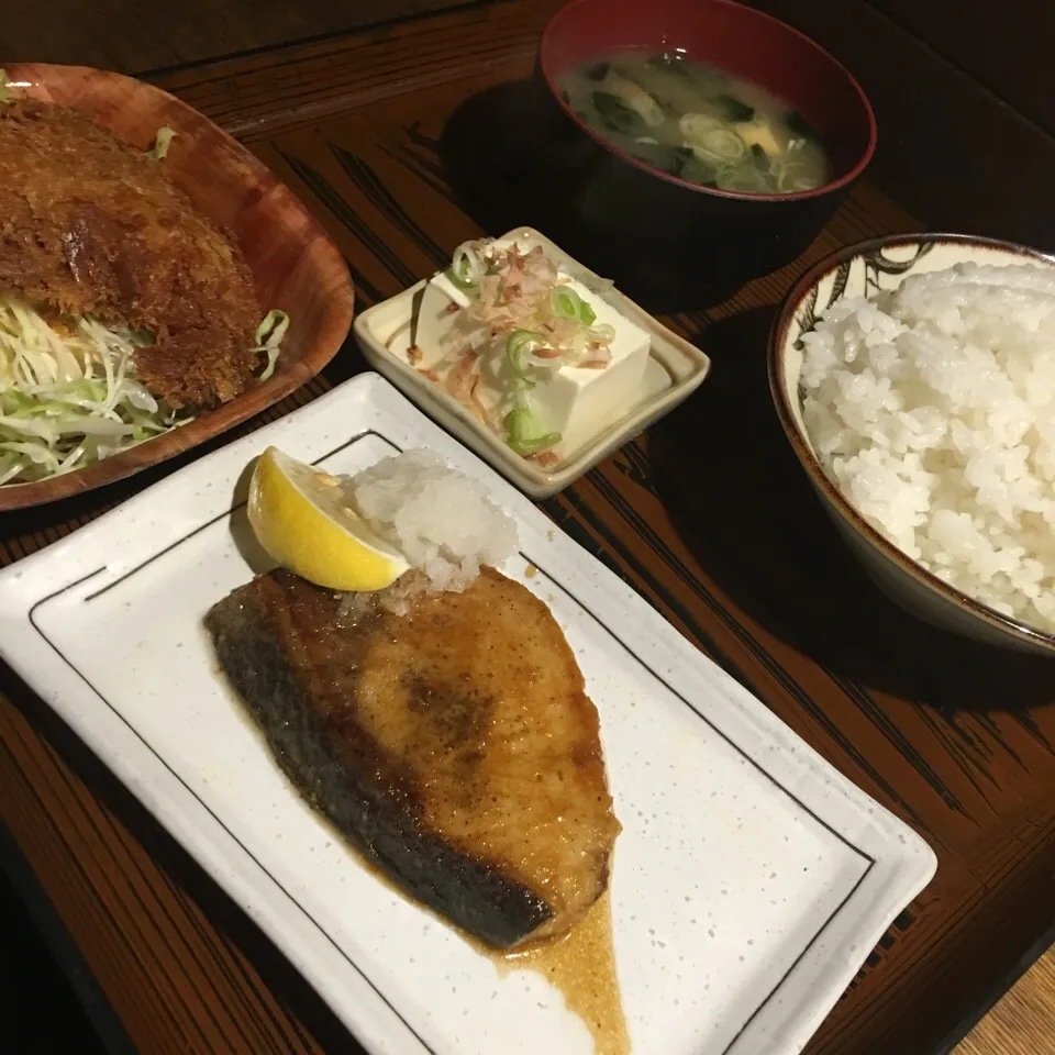 ブリの照り焼きとチキンカツ|Hajime Sakaiさん