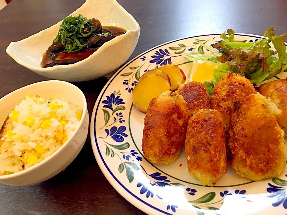 コロッケ  サツマイモのレモン煮   トウモロコシご飯   ナスの照り焼き|NAKATAさん