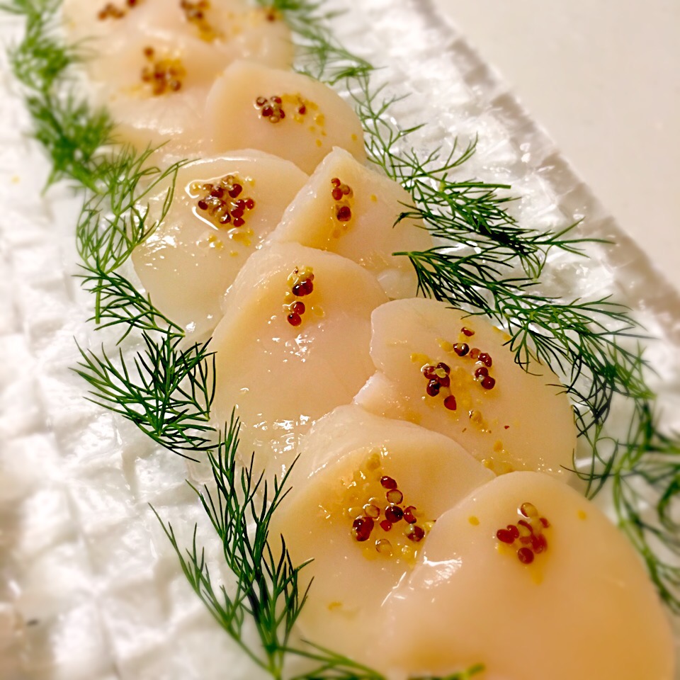 Cedro🍋の料理 ホタテのカルパッチョ 前菜に困ると度々登場いたします😅