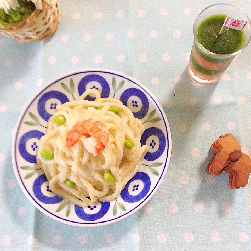 簡単&低カロリー エビと枝豆の豆乳クリームうどん|なほさん