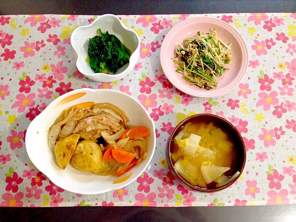 Snapdishの料理写真:ベジ料理♡麩じゃがのご飯|みよさん