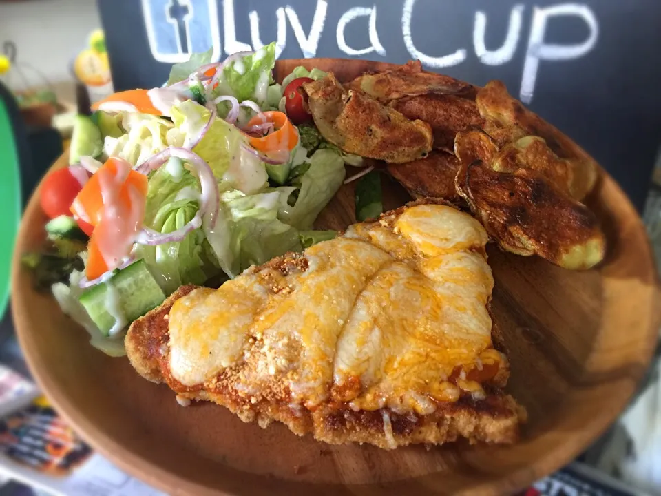 Chicken Parma w/ Griddle Chips|Samuel Naylorさん