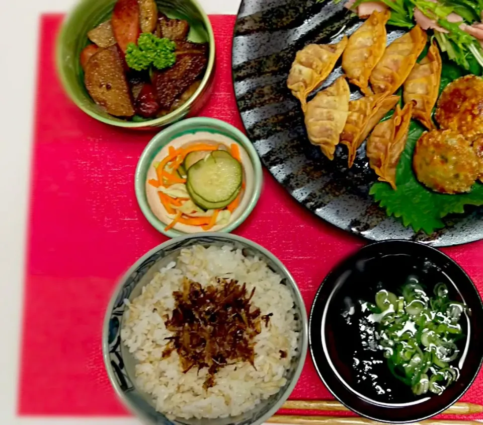 ☆揚げ餃子☆長芋とウインナーのバター醤油☆水菜とパストラミのサラダ|わかなさん