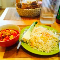 Snapdishの料理写真:Chicken stew & Rice|zahräさん