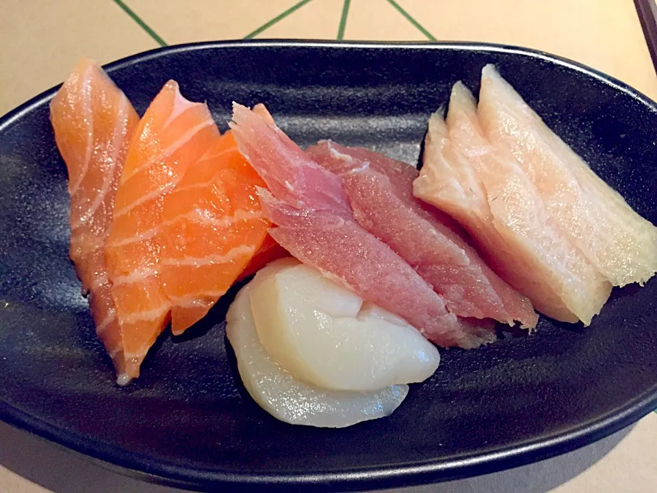 Assorted sashimi|Sky Blueさん