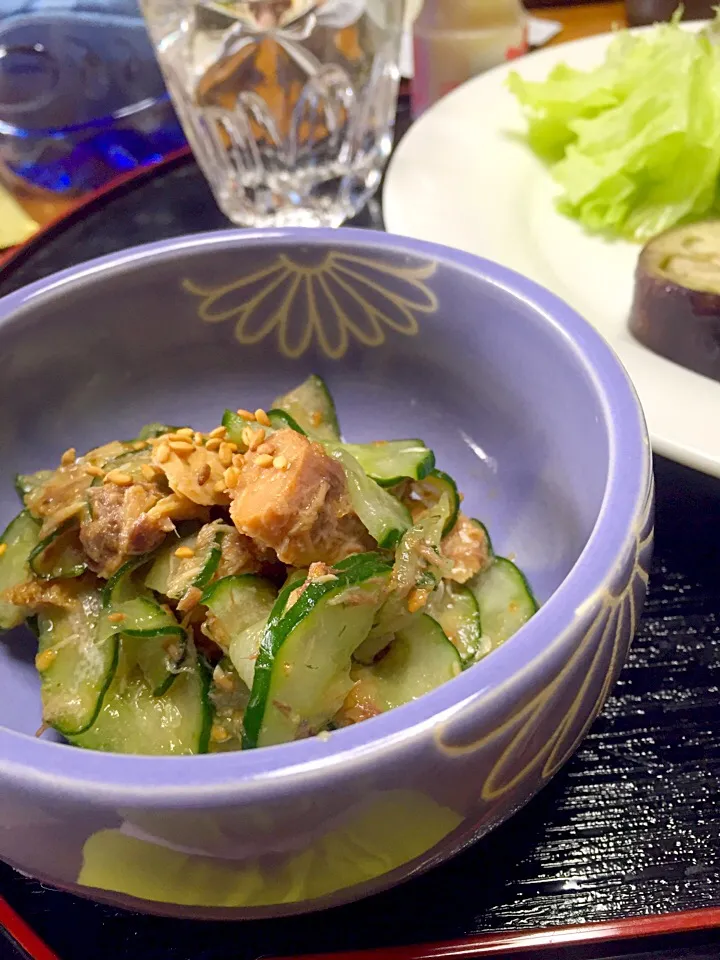 胡瓜と鯖缶の和え物|まゆさんさん