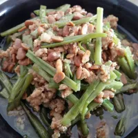 Snapdishの料理写真:homemade - fried morning glory with bean curd and mince pork, sweet and salty gravy by chef of Sam Khmer Noodles #samkhmernoodles|Sam Chanさん