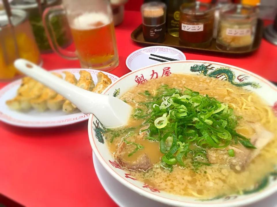 Snapdishの料理写真:コク旨ラーメン（と生と餃子。）|natsu.さん