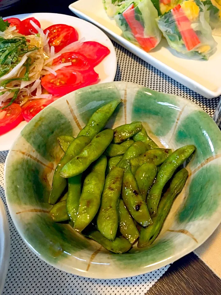 トッシ~さんの料理 指まで美味し~枝豆のオイスターソース焼き|kiyoさん