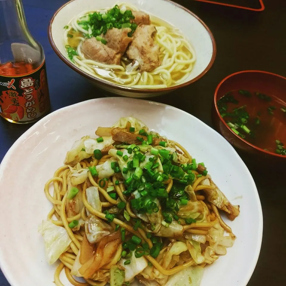 沖縄でソーキそばと焼きそば☺💕|Kashimanakitchenさん